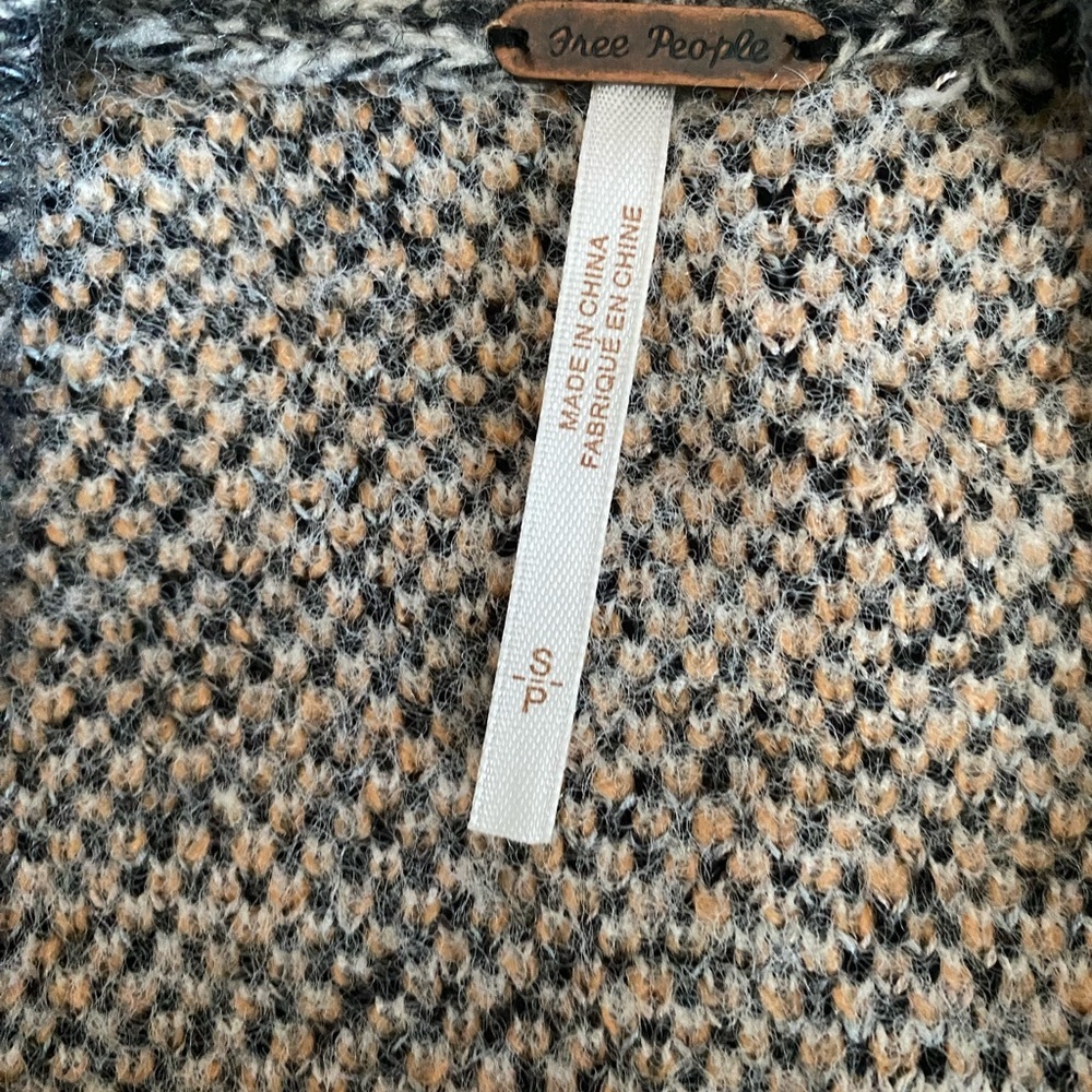 Free People August Cardigan - Picture 8 of 8